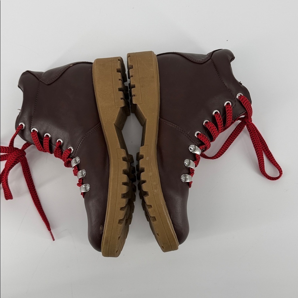 Universal Thread Brown Faux Leather Hiking Boots Red Laces Lug Sole Women's 8.5 - Picture 7 of 11